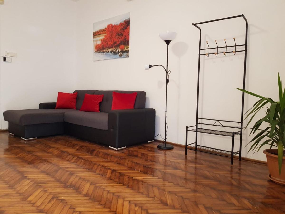 Appartement Casa Milan à Oradea Extérieur photo